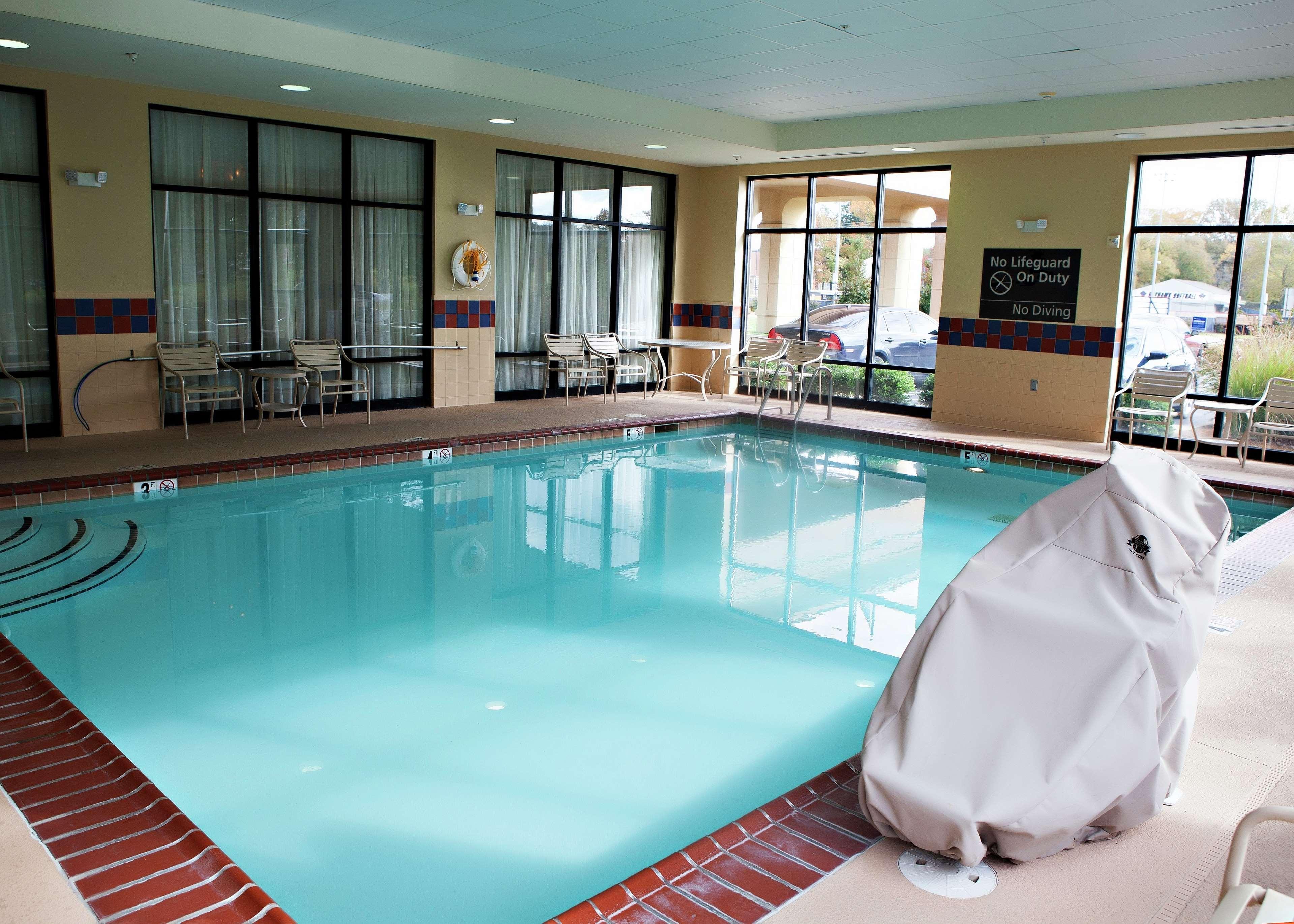 Hampton Inn Martin Buitenkant foto